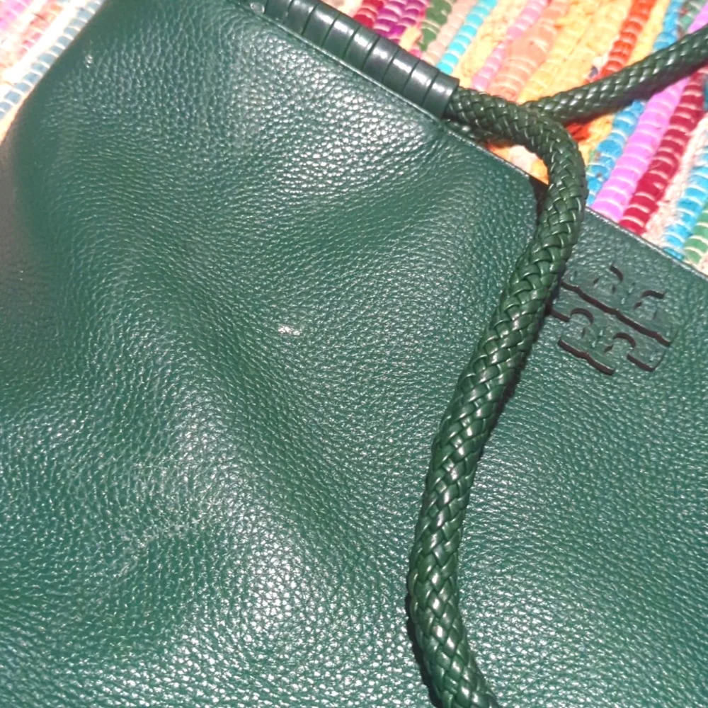 Forest green Tory Burch purse - Picture 3 of 5